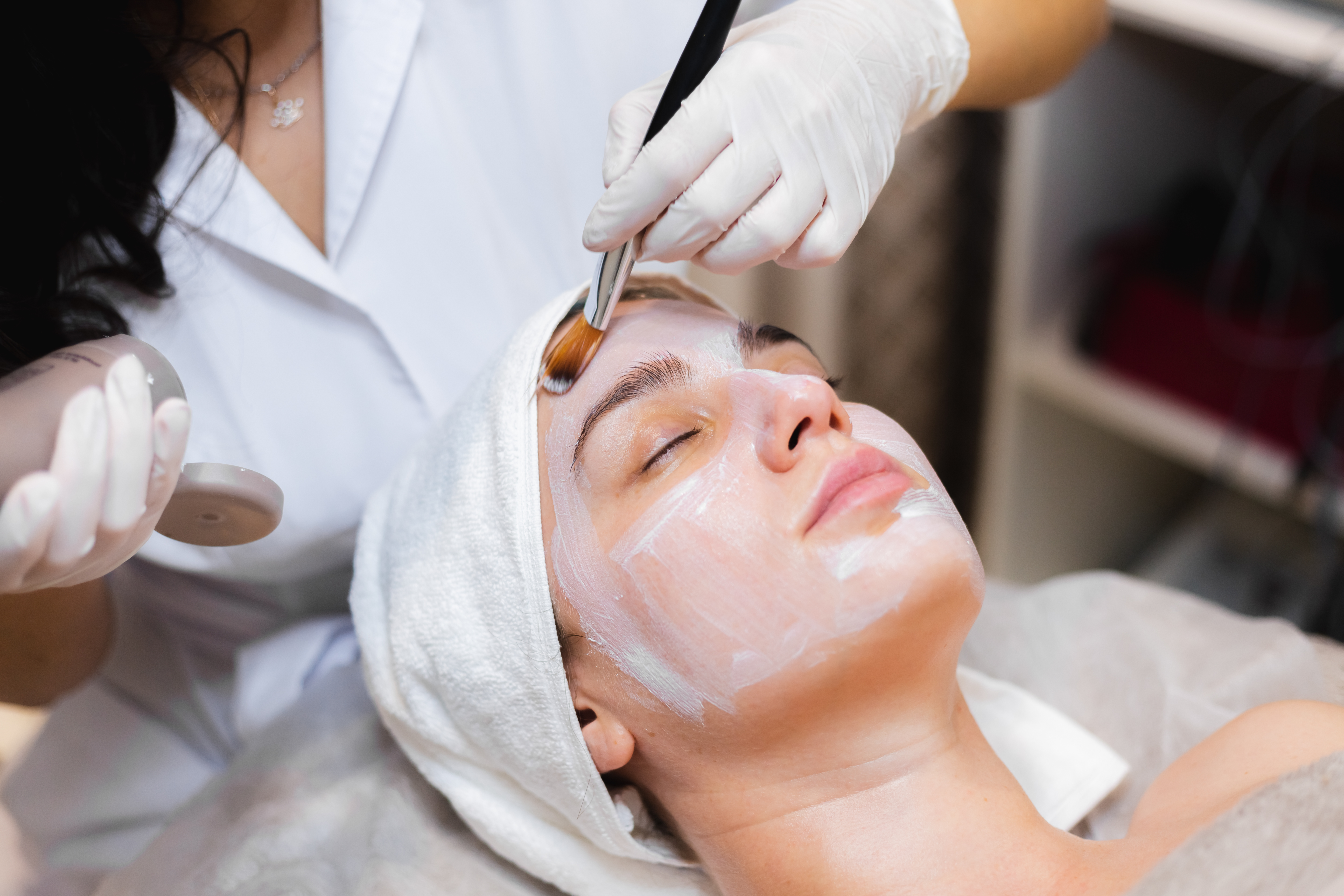Facial treatment at Salon Manthra in Ja-Ela